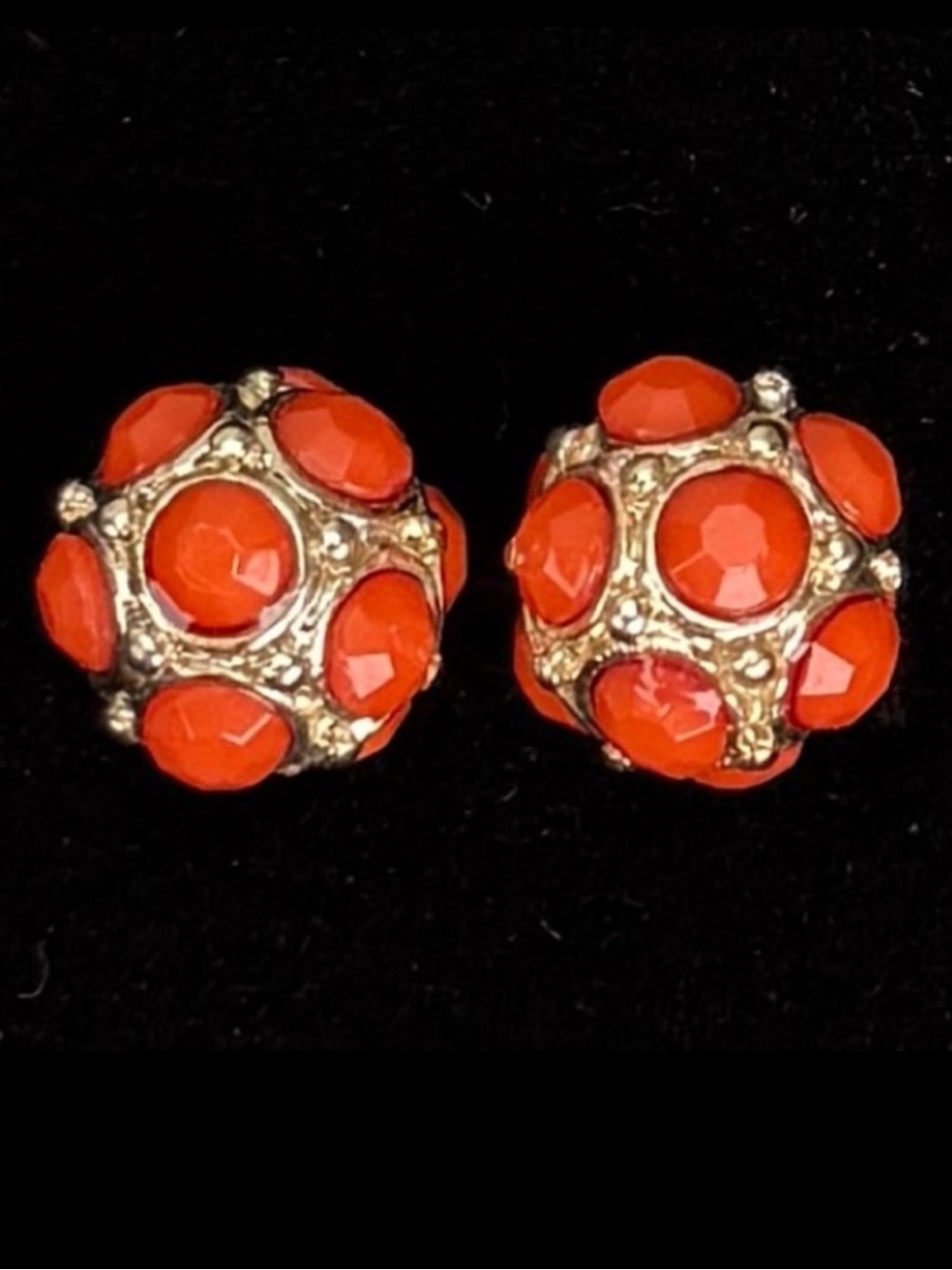 Beautiful weighted, goldtone, orange Stud pierced earrings